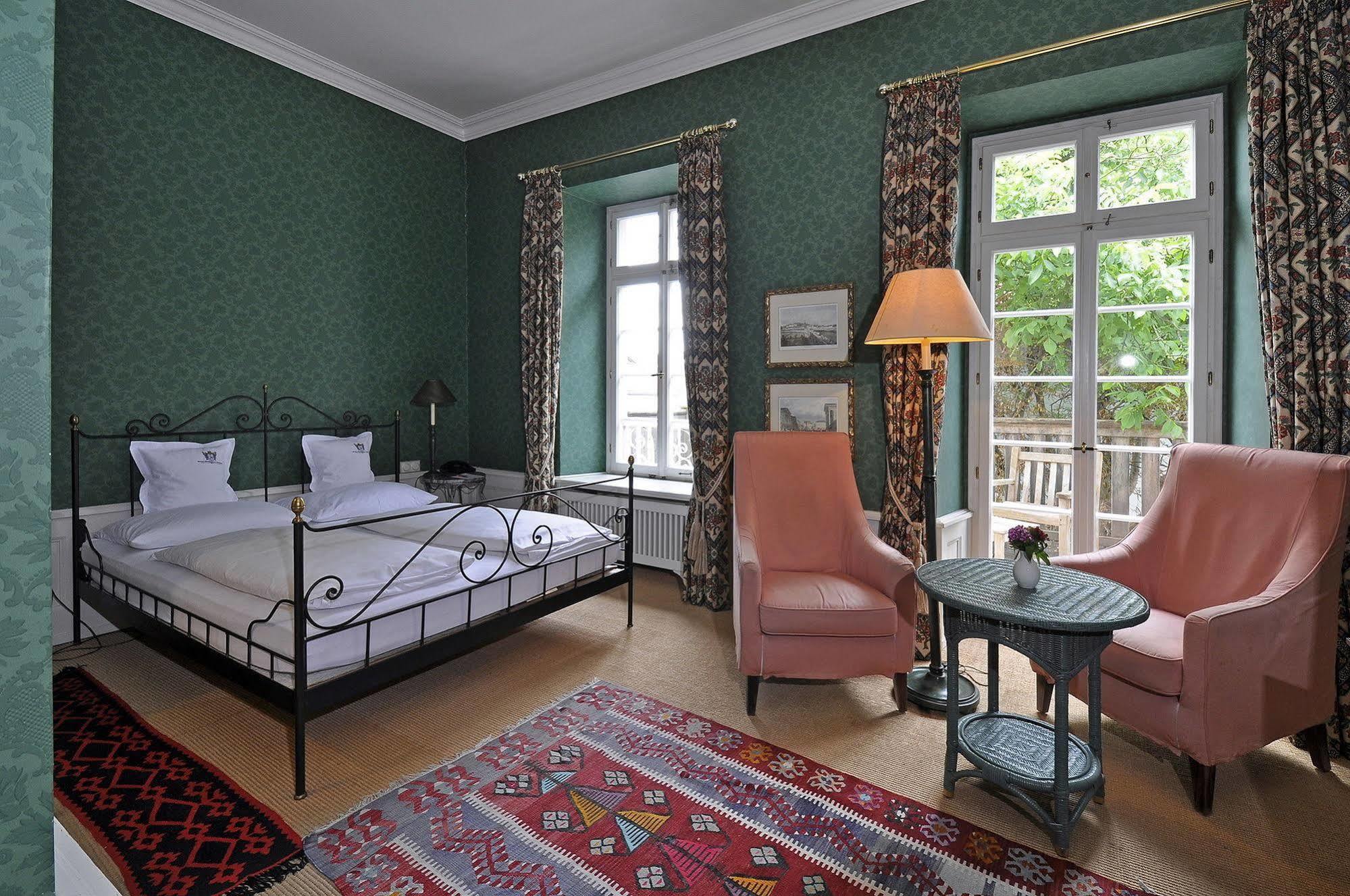 Herrenhaus Von Loew باد نوهايم المظهر الخارجي الصورة